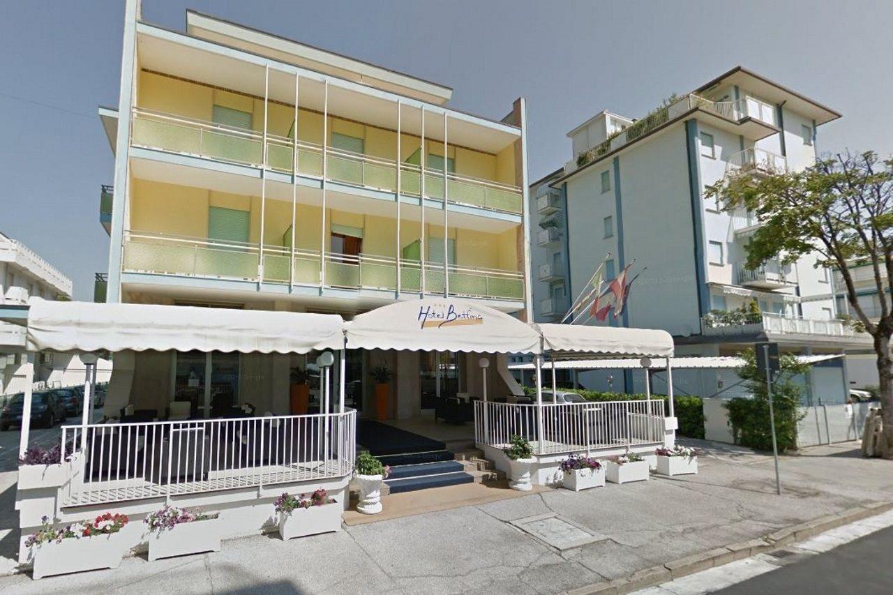 Hotel Bettina Lido di Jesolo Exteriör bild